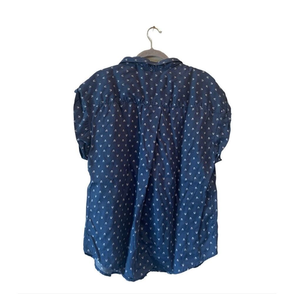 Jachs Girlfriend Blue Chambray Top Sz XXL Womens Button Cap Sleeve Blouse Shirt - Picture 2 of 3